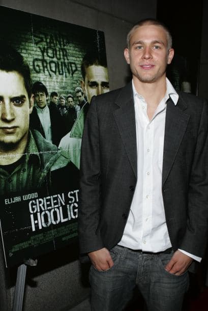 La historia trata sobre el "hooliganismo" que se vive en el fútbol de Inglaterra.