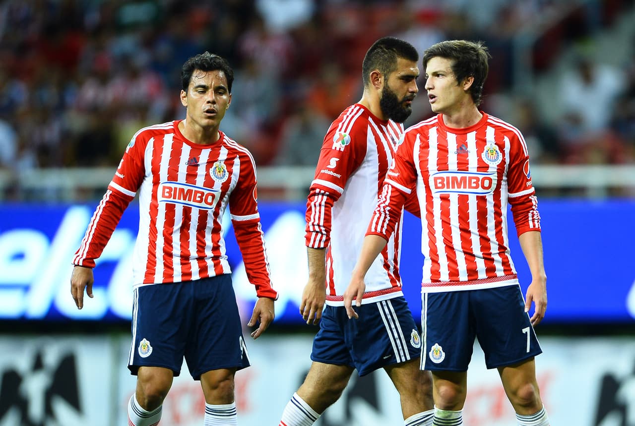 La principal característica de Chivas es jugar solo con mexicanos, lo cual ha provocado una necesidad de generar a sus propios jugadores. En 2005 fue cuando más se vio ese trabajo siendo incluso base de selecciones nacionales, actualmente aunque se sigue produciendo, ha costado trabajo que esos jugadores se consoliden en el primer equipo.