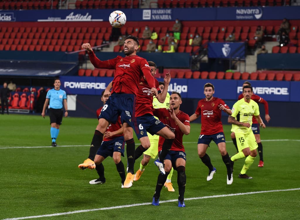 Con goles de Joao Félix y Lucas Torreira, los del ‘Cholo’ sacaron tres unidades de El Sadar. | En la siguiente jornada de La Liga, Osasuna visitará Sevilla y los colchoneros recibirán al sorprendente Cádiz.