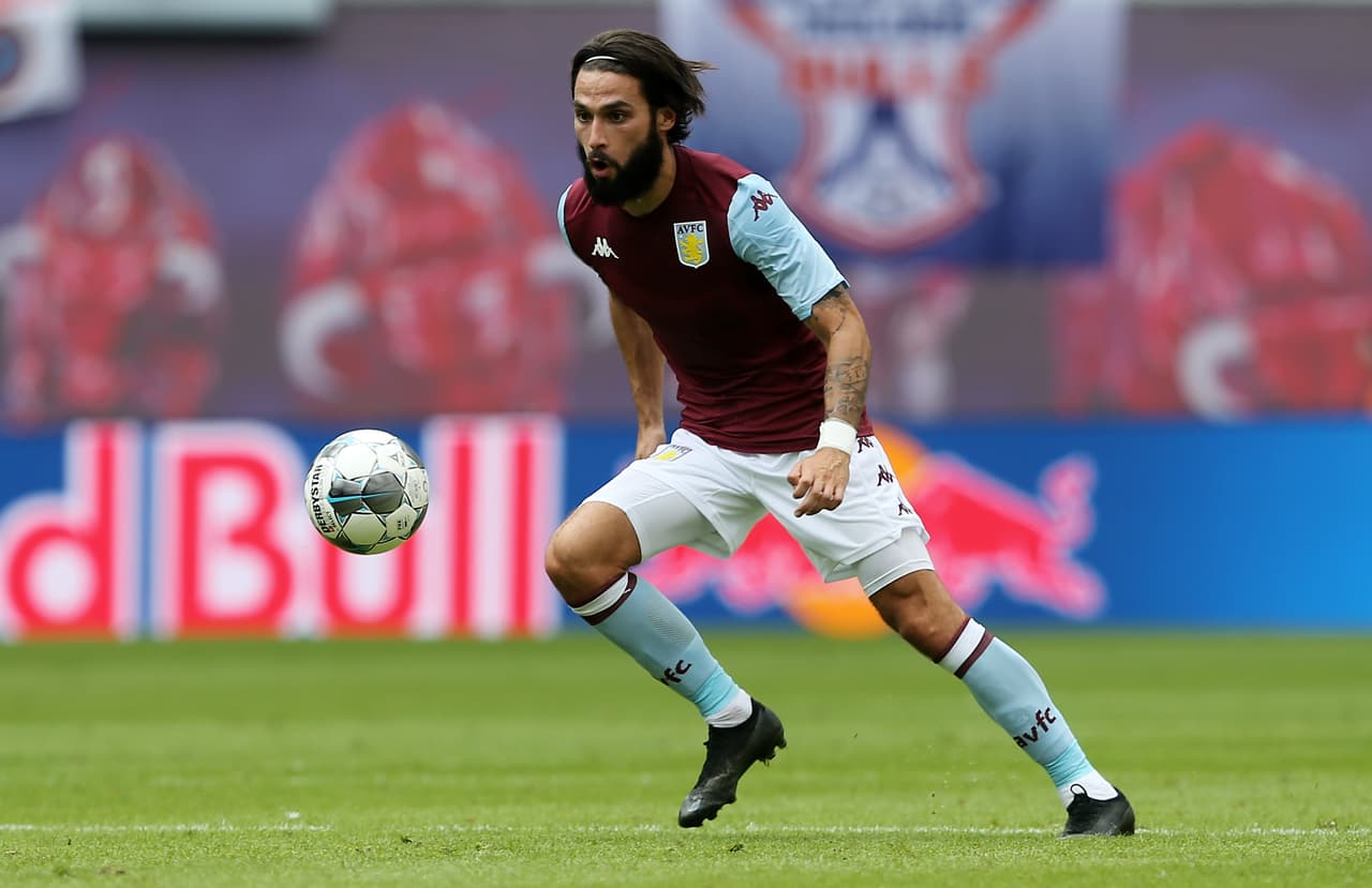 Jota Peleteiro llegó para reforzar la zona de ataque. El mediapunta español de 28 años arribó por 4.5 millones desde el Birmingham.