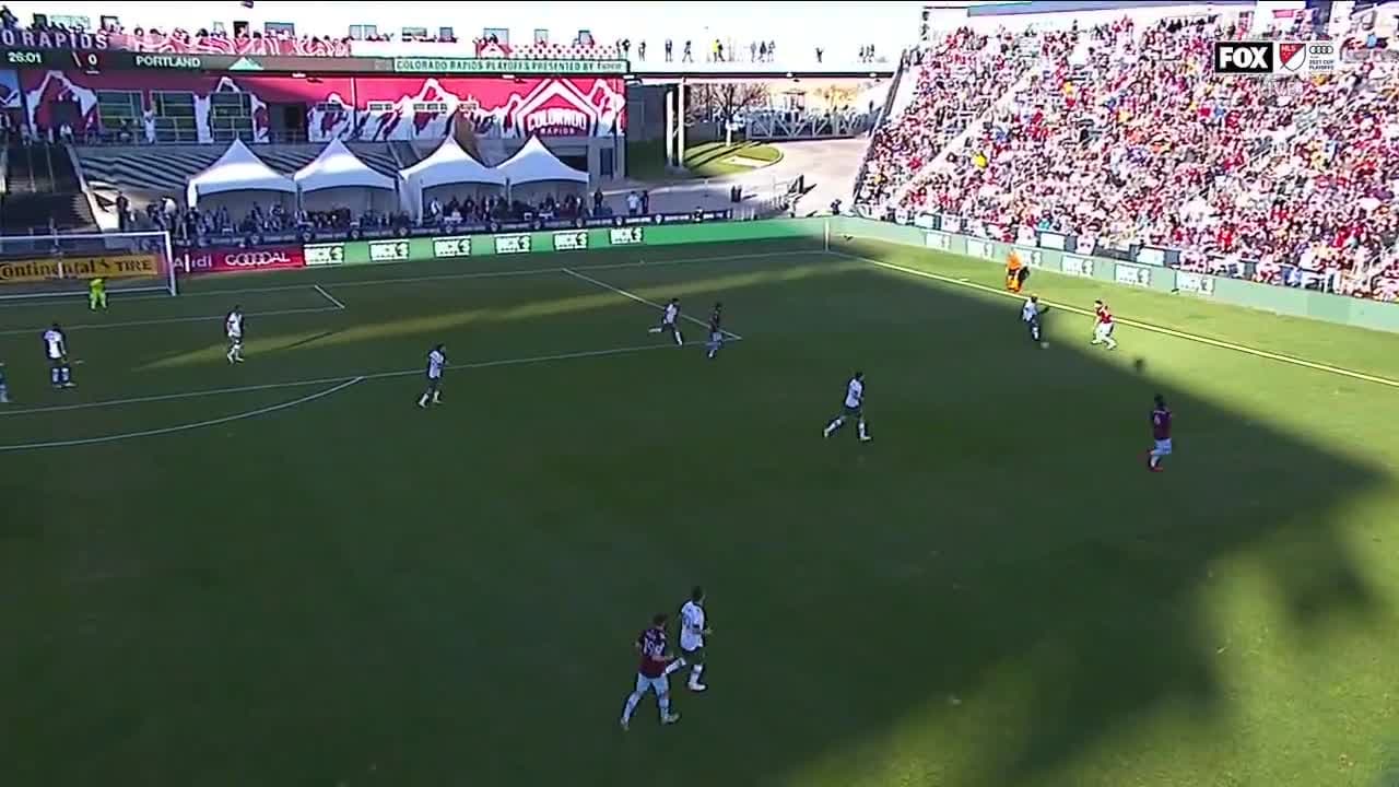 Desde fuera del área, Keegan Rosenberry lanzó un aviso contra Portland