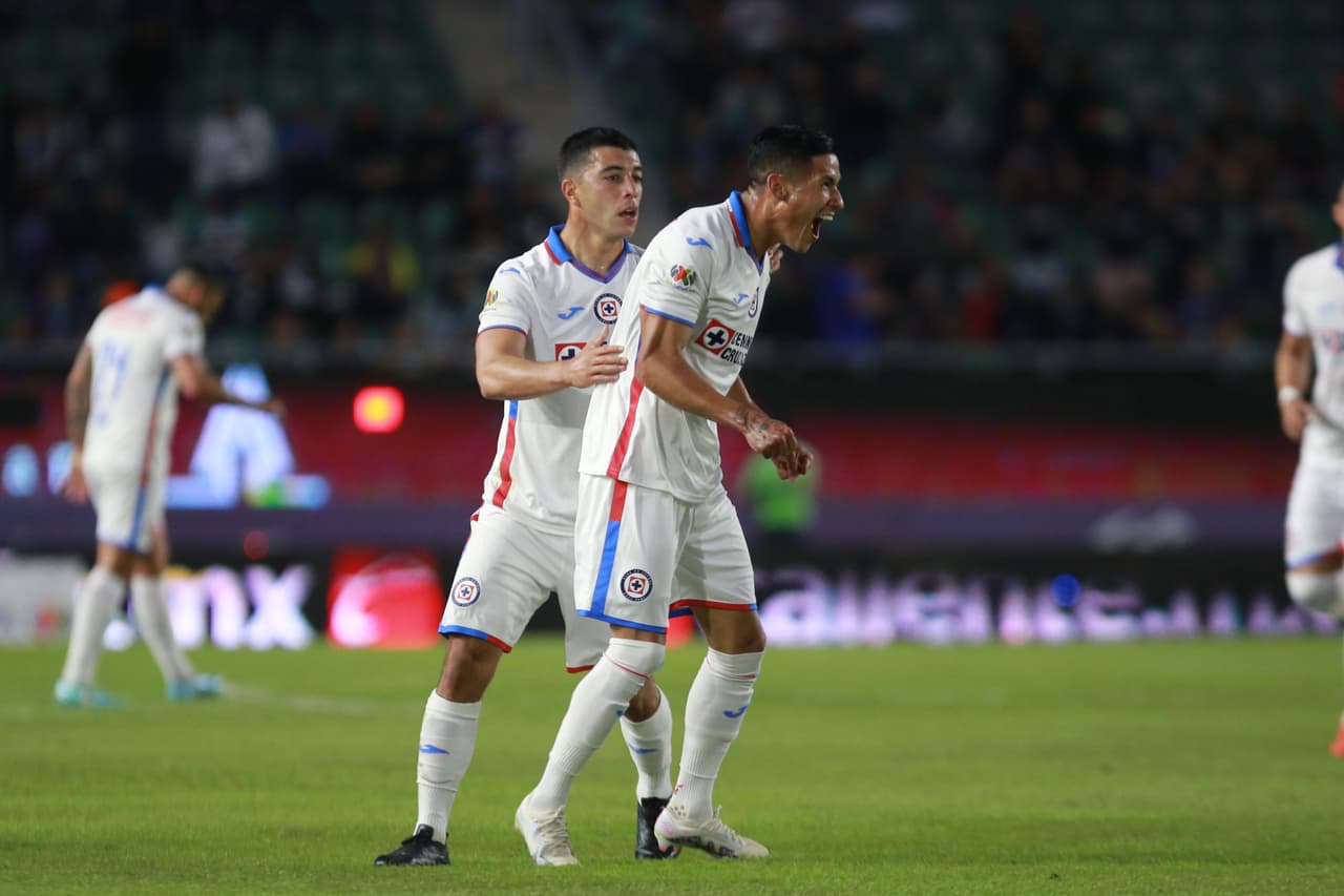 Mazatlán sorprende y golea a Cruz Azul en la Jornada 10