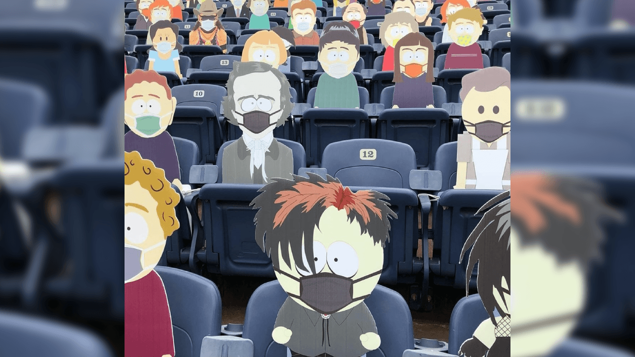 Se dieron cita 5,700 espectadores al partido, junto con los personajes de esta serie