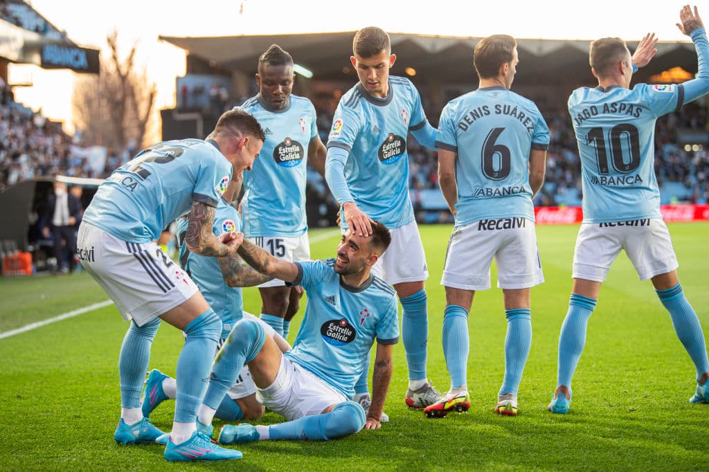 Con espectacular doblete de Brais Méndez, Celta vence 2-0 en casa al Rayo Vallecano y llegan a 30 unidades en el torneo.