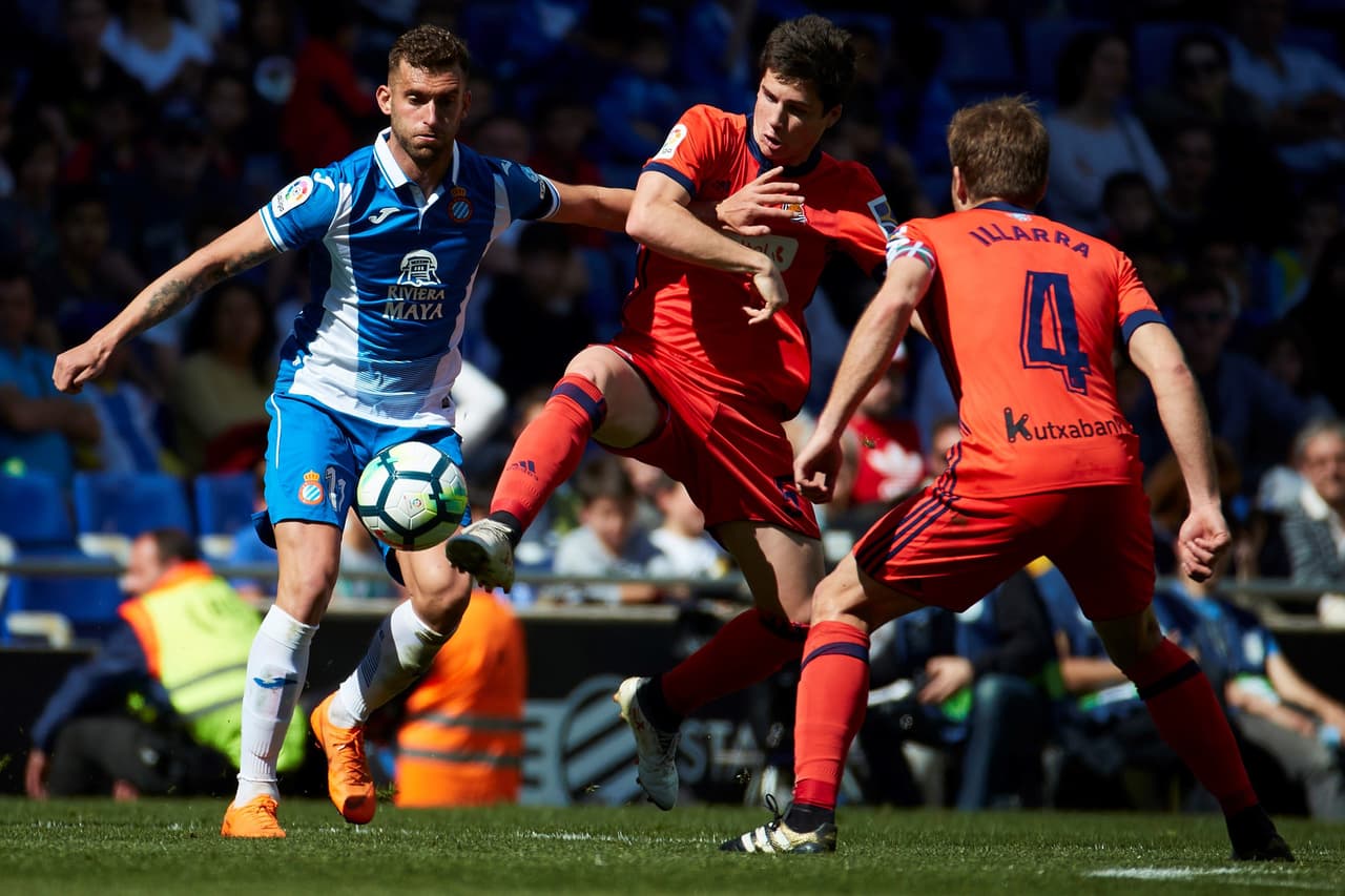 El duelo entre ambos equipos de mitad de tabla lució como uno de los más parejos de la jornada, con la idea de cada uno de arañar puntos para acercare a zona de torneos europeos.
