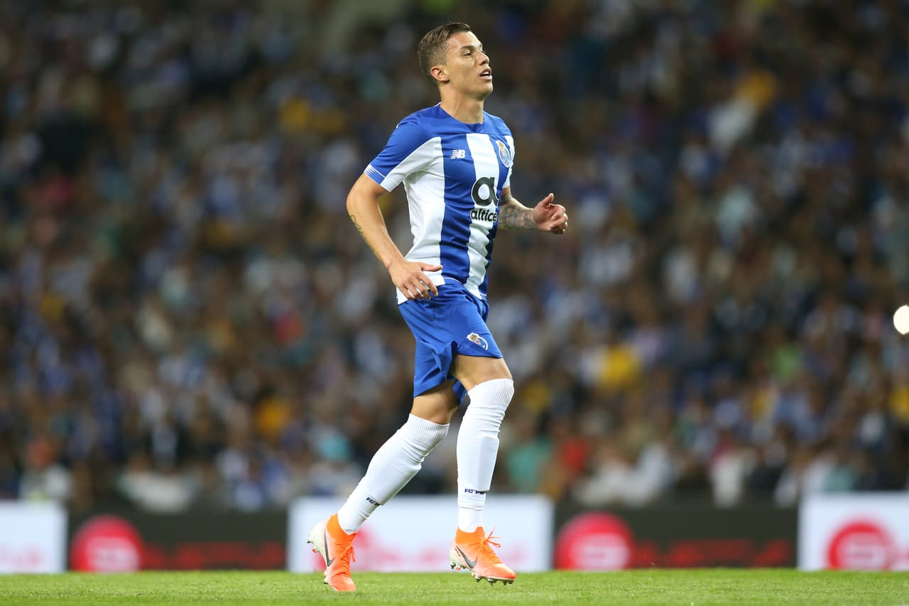 Los ex América, Mateus Uribe y Agustín Marchesín, así como Corona, recibieron tres goles en casa.