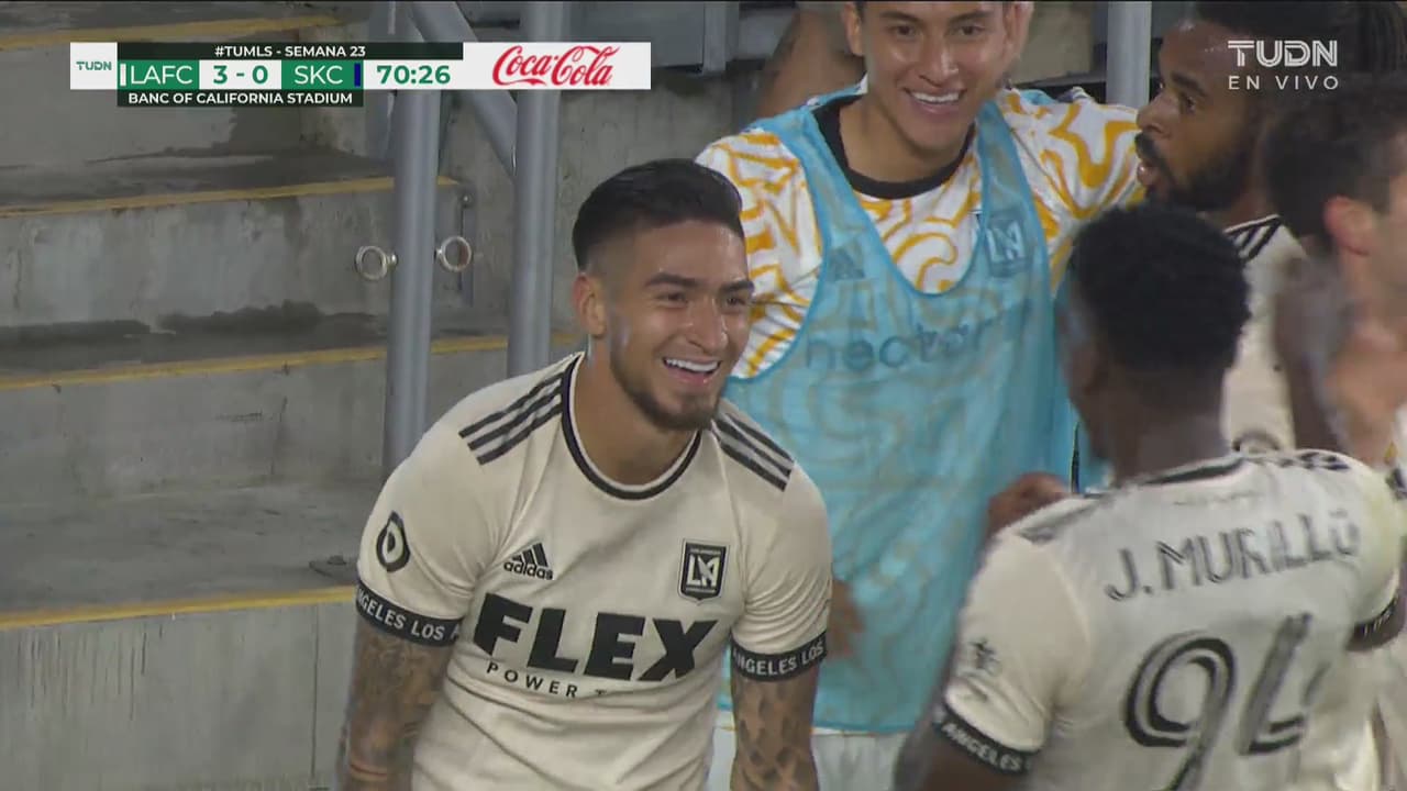 ¡Ahora no perdona! Cristian Arango marca el 3-0 para LAFC