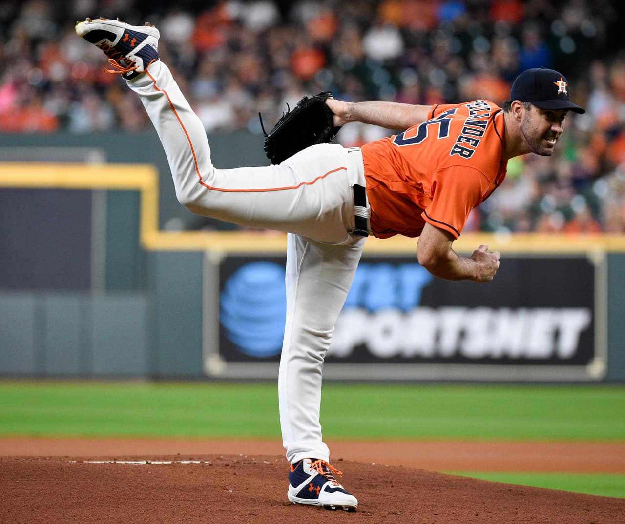 El mejor de la MLB es Justin Verlander, con 21 juegos ganados. No ganaba más de 20 desde 2011, cuando se quedó con el Cy Young.
