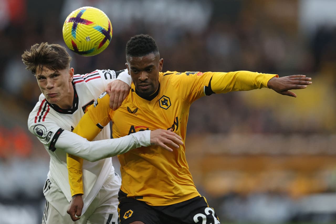 El Wolverhampton Wanderers donde milita el mexicano Raúl Jiménez, cierra el año 2022 con una derrota gracias al solitario gol de Marcus Rashford del Manchester United en la jornada 18 de la Premier League.