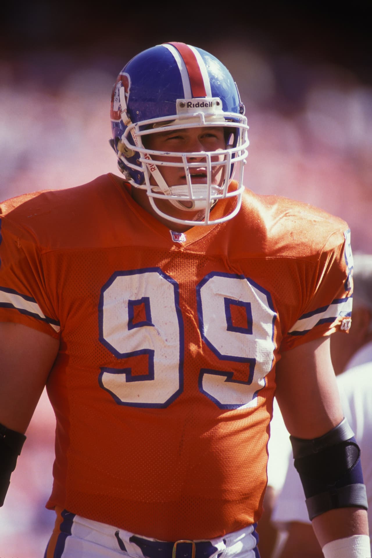 Producto de los golpes recibidos, Shane Dronett padecía encefalopatia crónica traumática cuando se suicidó a los 38 años.