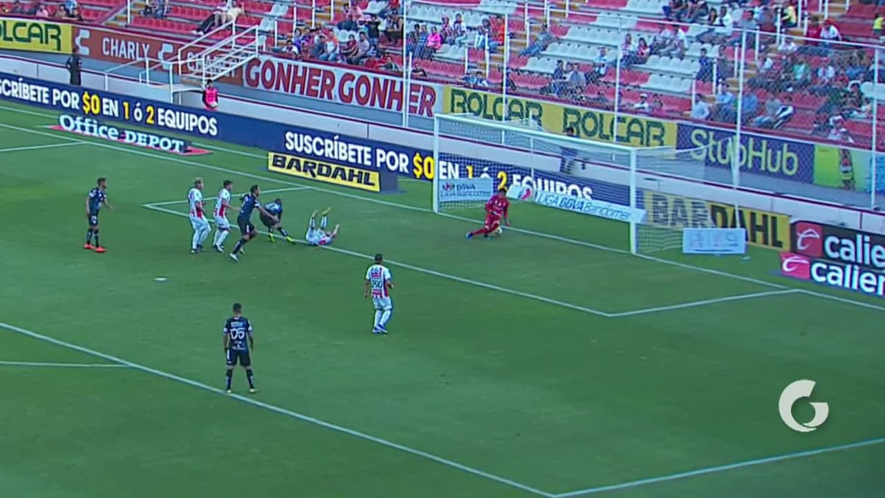 ¡Barreiro marcó de cabeza y empató el encuentro en el Victoria!