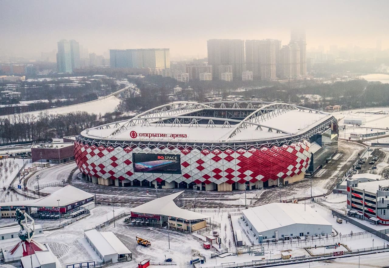 El
<b>Otkrytie Arena –Spartak Stadium– (Moscú) </b>tuvo unas pequeñas remodelaciones antes de la Copa, las cuales ya concluyeron. Su capacidad para el campeonato será de 42,759 espectadores y tendrá en su césped cinco partidos.