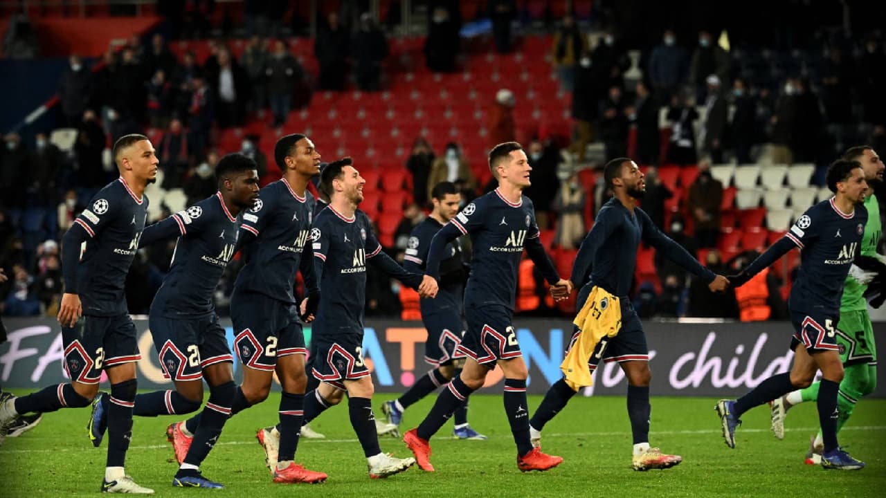 Dos jugadores del PSG dieron positivo a Covid, Paredes está aislado