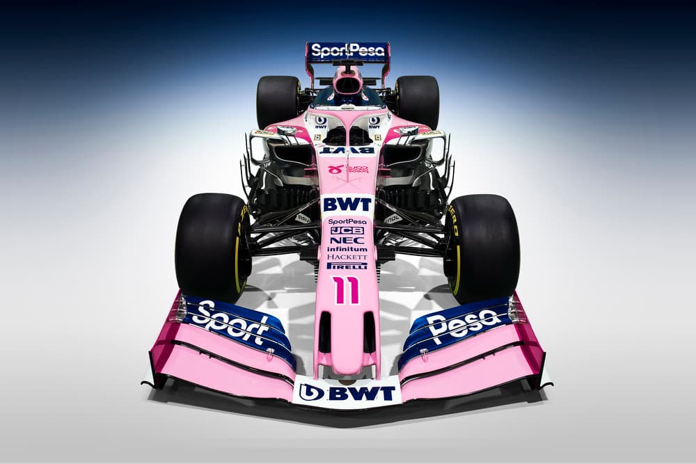 Con el final de Force India, llegó Racing Point a la Fórmula 1 con el mexicano Sergio 'Checo' Pérez, quien fue protagonista del lanzamiento del auto de esta nueva escudería para el 2019. Si bien cambió de nombre, los color principal siguie siendo el rosado.
