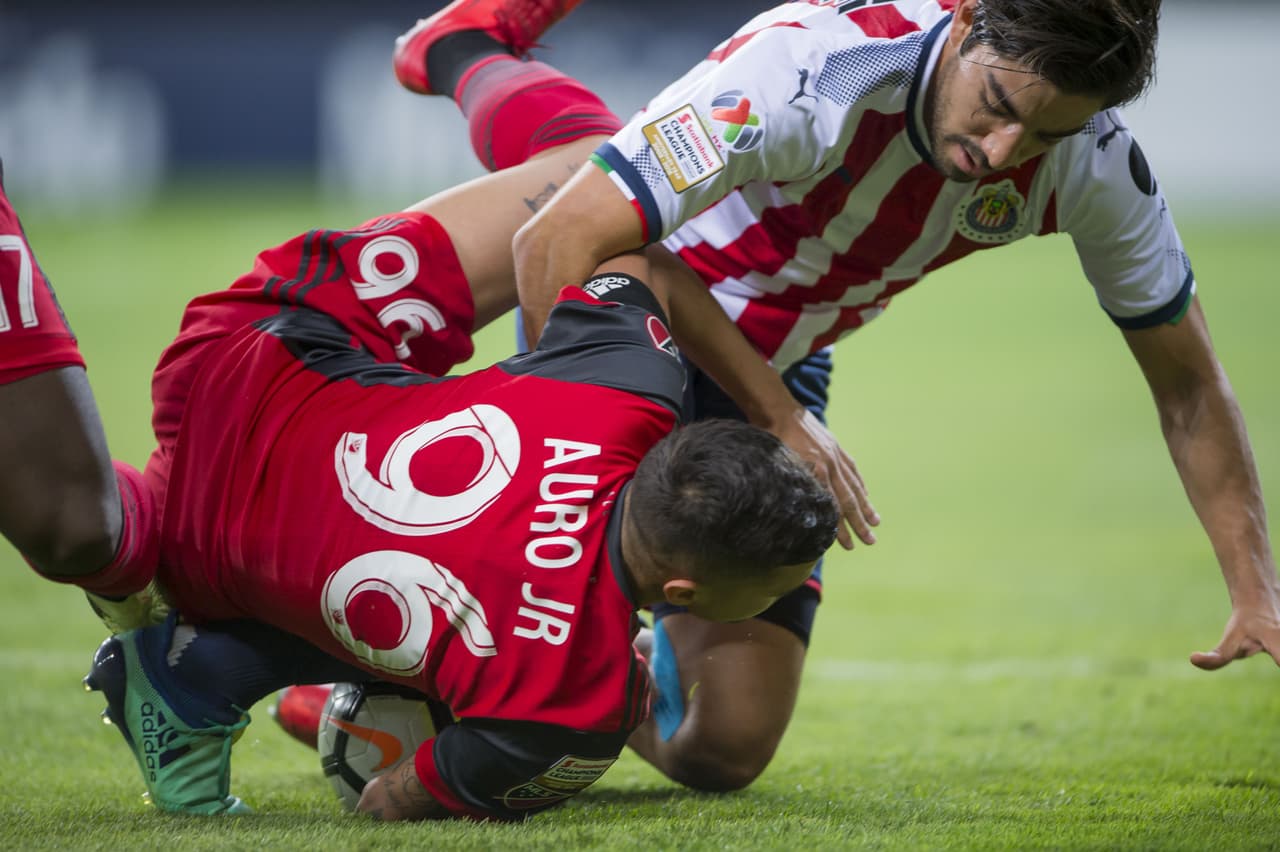Action photo during the match Guadalajara (MEX) vs Toronto (CAN), corresponding to the Final Round of the Scotiabank CONCACAF Champions League 2018, at the Akron Stadium. Foto de accion durante el partido Guadalajara (MEX) vs Toronto (CAN), Correspondiente a la Final de vuelta de la Liga de Campeones CONCACAF Scotiabank 2018, en el Estadio Akron.