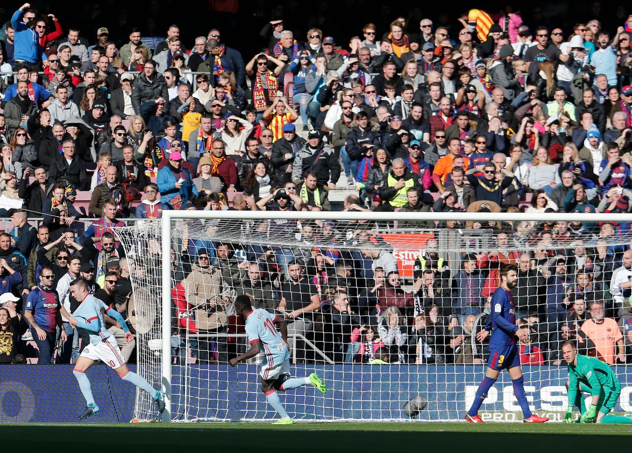 Al minuto 20 llegó el golpe de gracia con el tanto de Iago Aspas que ponía el sorpresivo 0-1 en el Camp Nou.