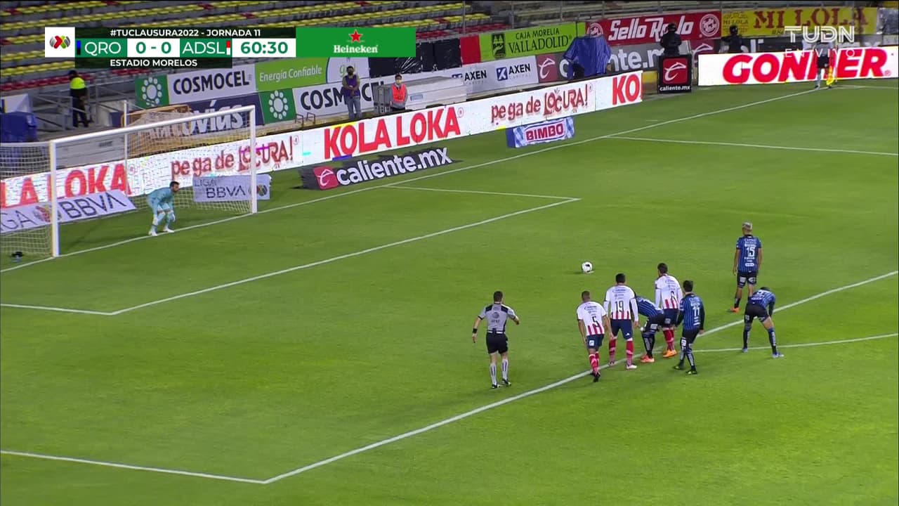 ¡GOOOL! Ángel Sepúlveda anota para Querétaro.