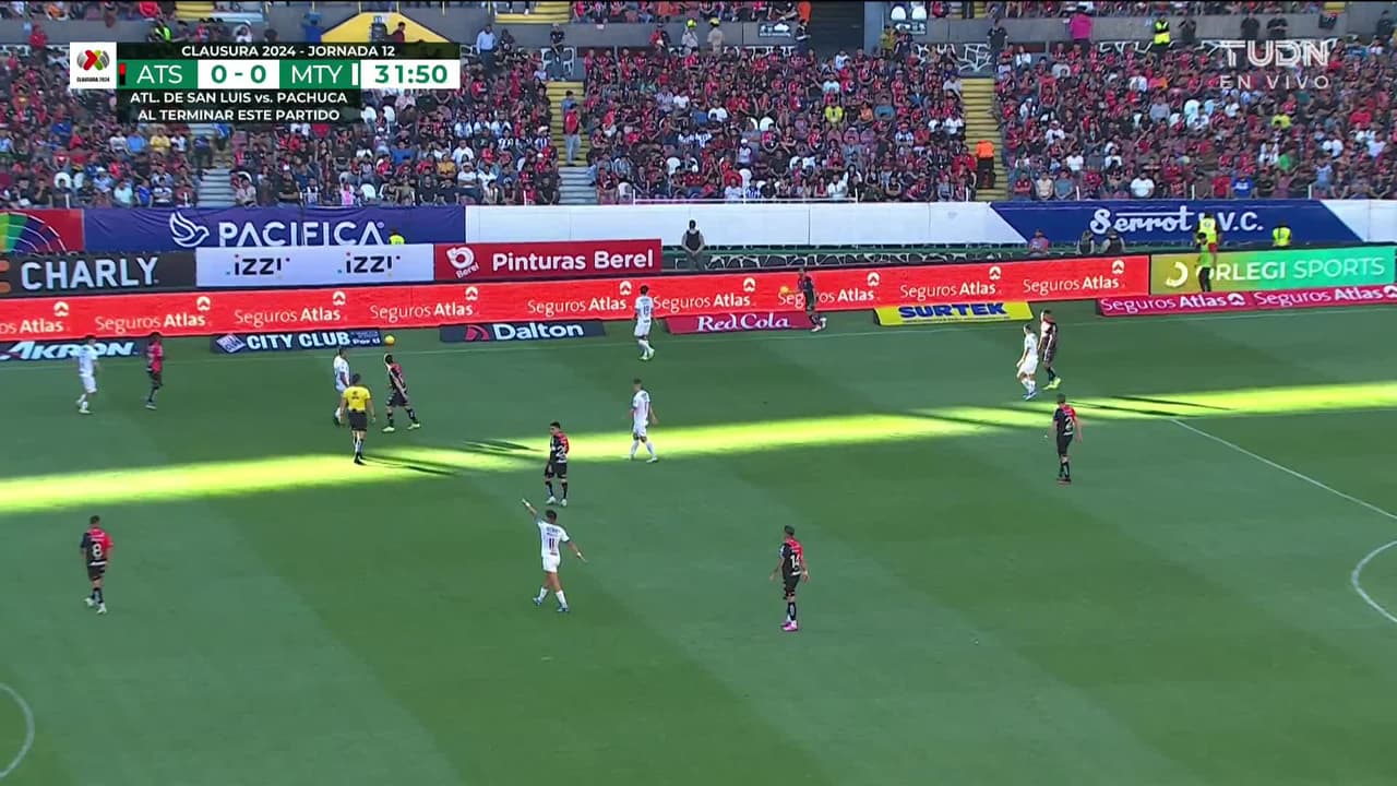 ¡TIRO ATAJADO! disparo por Jeremy Márquez.