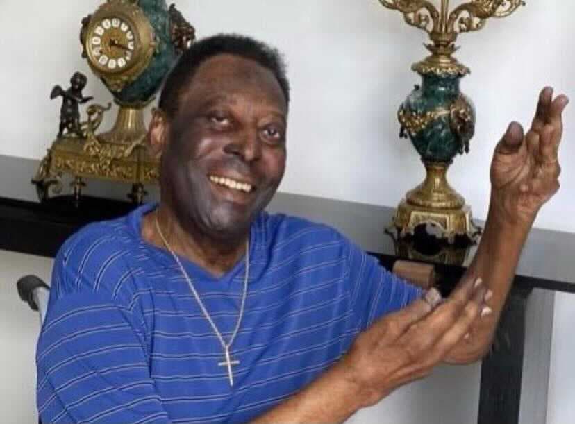 Pelé volvió a ser hospitalizado para tratarse tumor en el colon