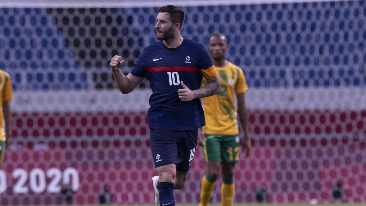 Gignac tras fabulosa actuación ante Sudáfrica: "No estoy acabado y seguiré haciendo goles"