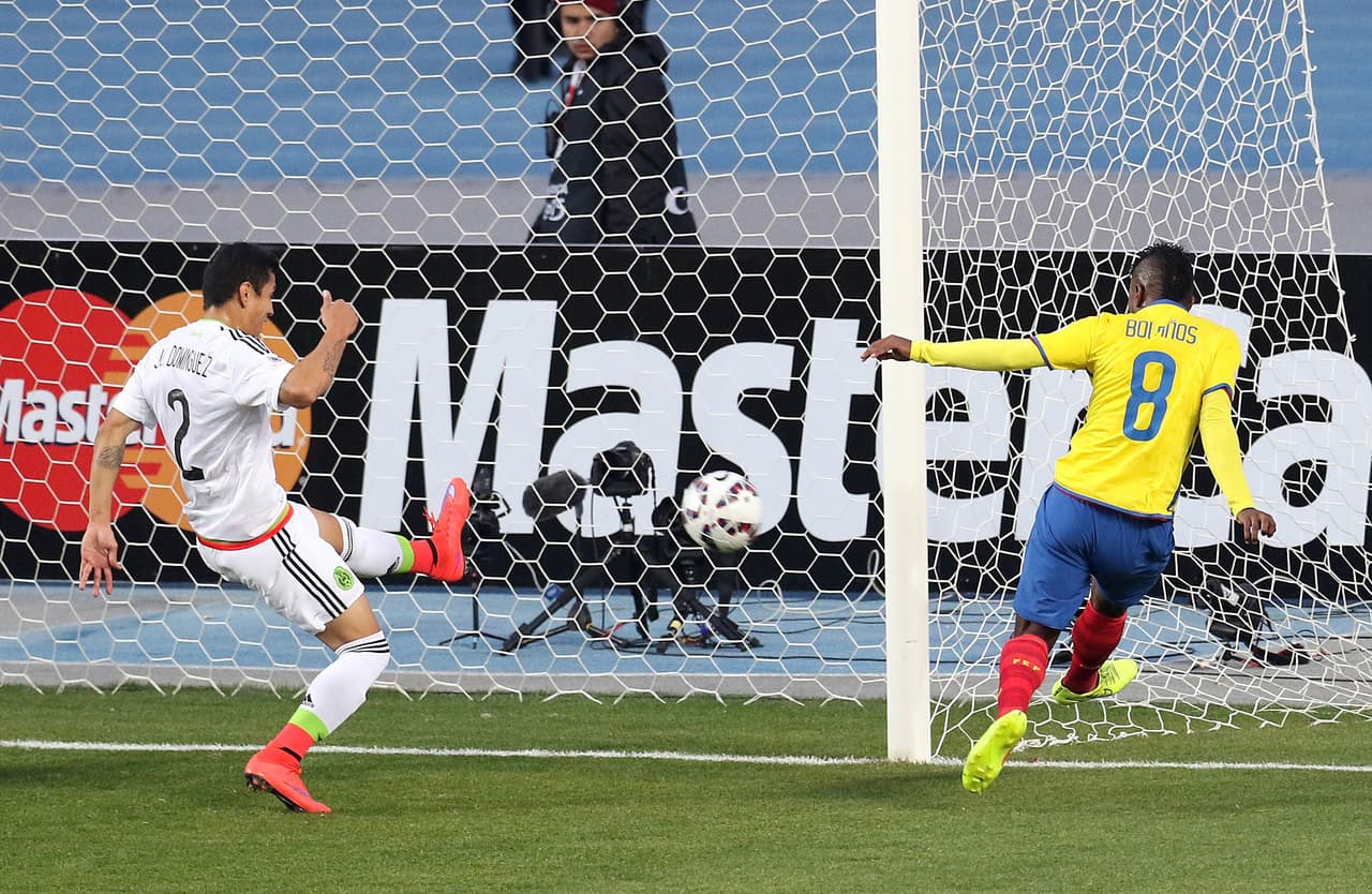 En Copa América, México recibió 5 goles contra 4 que anotó, para tener así -1 de diferencia.