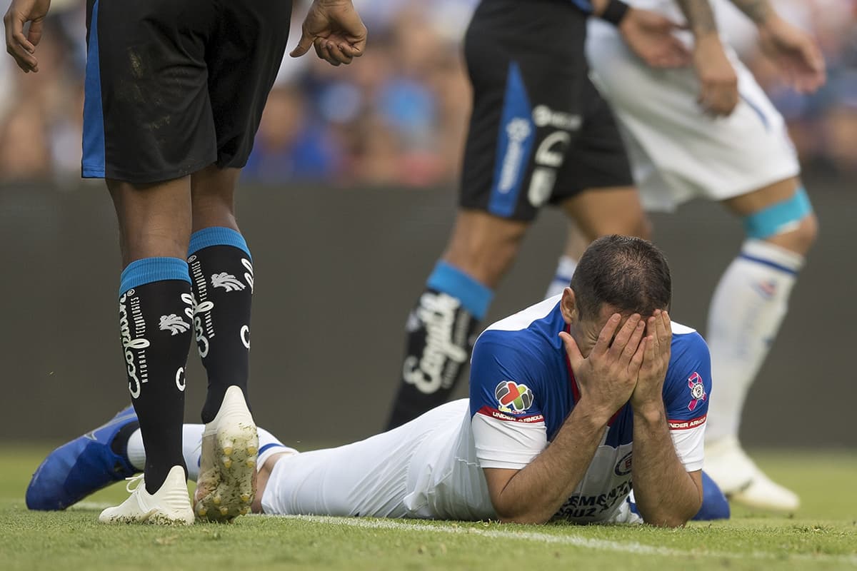 Cruz Azul no tuvo suerte en sus jugadas ofensivas y por eso no pudo anotar en el Estadio Corregidora.
