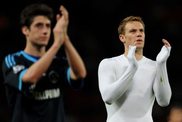 El plantel del Schalke se despidió pese a la contundente derrota.