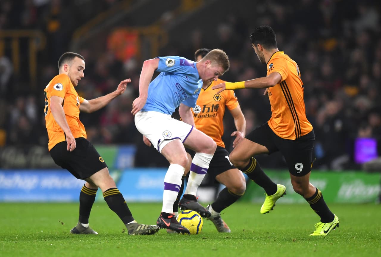 Wolverhampton supera de manera agónica 3-2 al Manchester City con anotaciones de Adama Traoré (55'), Raúl Jiménez (82') y Doherty (89'). El doblete de Rahem Sterling (25' y 50') no fue suficiente para los de Pep Guardiola.