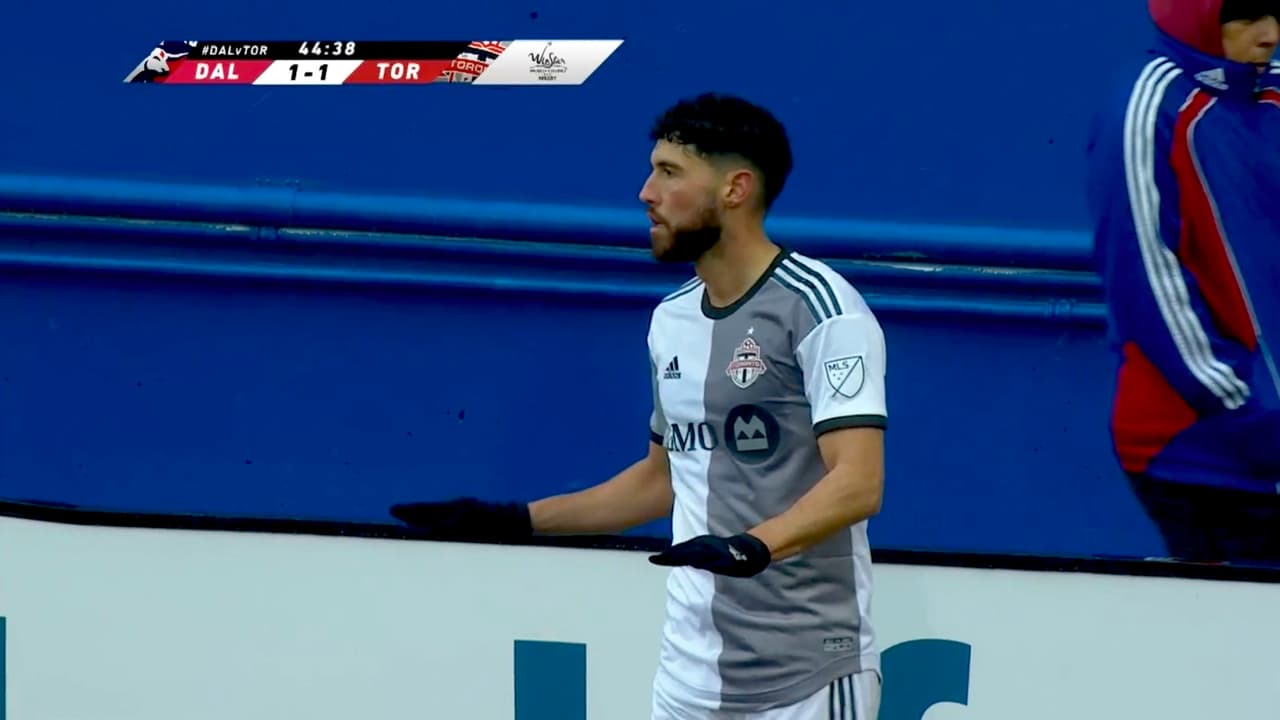 Jonathan Osorio la manda a guardar y le regresa la tranquilidad a Toronto FC