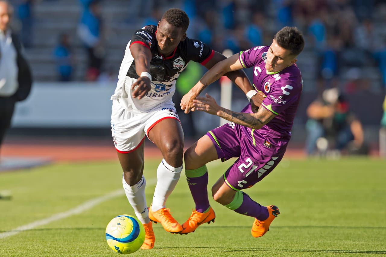 Los goles definitivos llegaron en la parte final del encuentro.