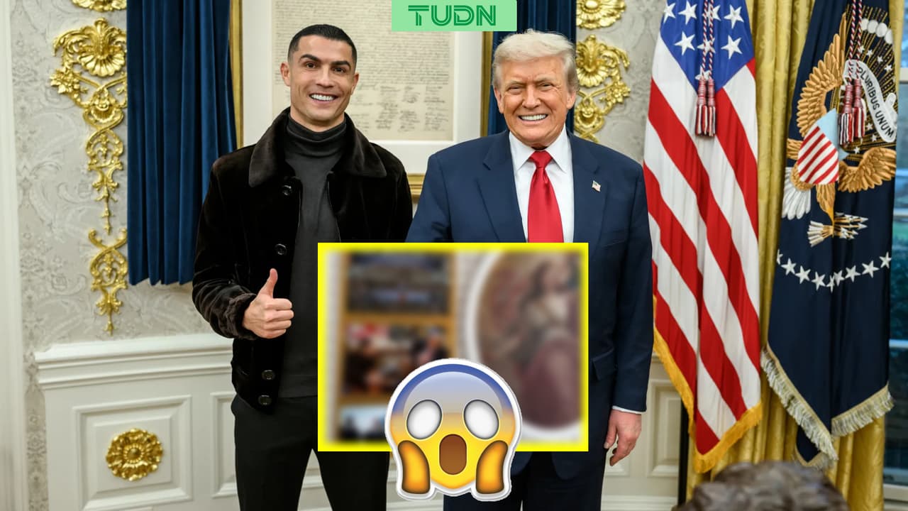 Lo que hizo Trump con la foto de Cristiano Ronaldo en la Casa Blanca
