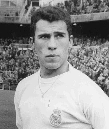El siguiente '7' icónico es Amancio Amaro. El gallego lideró junto a Paco Gento al Real Madrid de la sexta Copa de Europa.