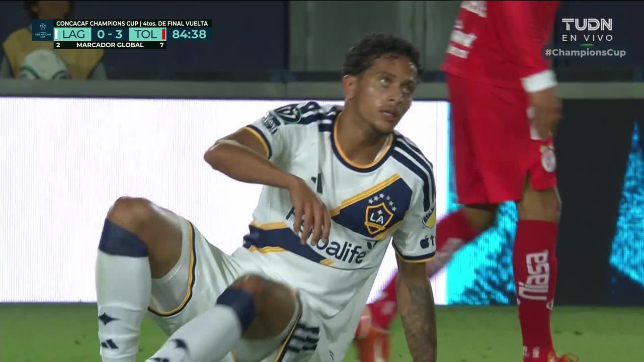 ¡TIRO ATAJADO! disparo por Gabriel Pec.