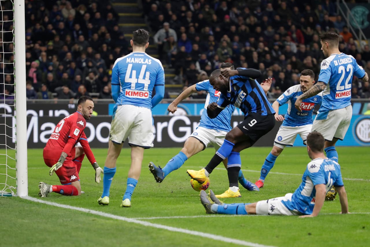 El primer capítulo de la Copa Italia fue para el Napoli que se impuso por la mínima ante el Internazionale. La vuelta se disputará en el Estadio San Paolo.