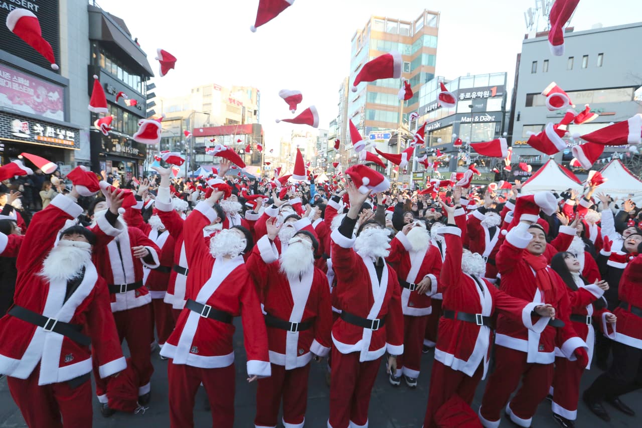 Y así, de repente, nos llegó la Navidad, esa fecha en la que solemos reflexionar y queremos generar buenas vibras, y en el caso de los deportistas, esto no es la excepción. Miren las felicitaciones.