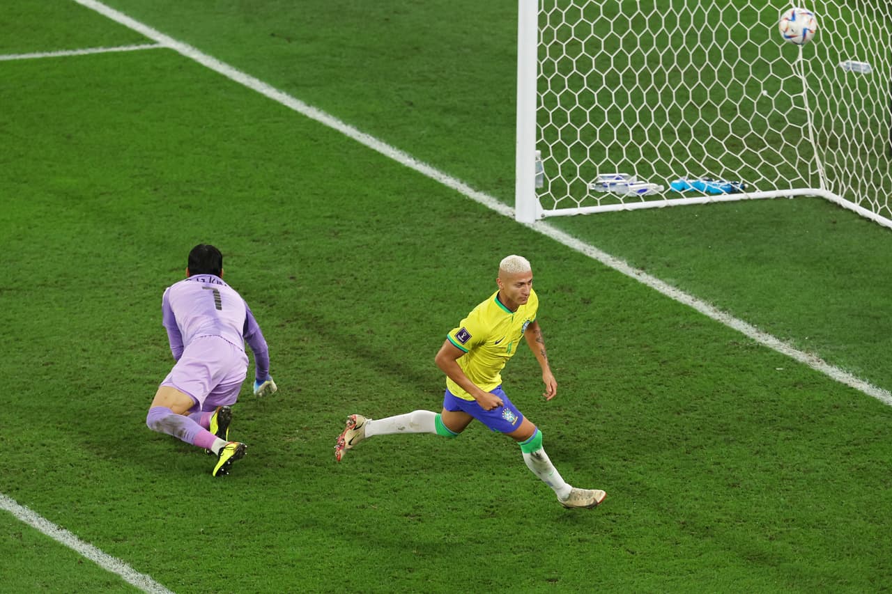 Richarlison ya le daba carácter de goleada al partido.