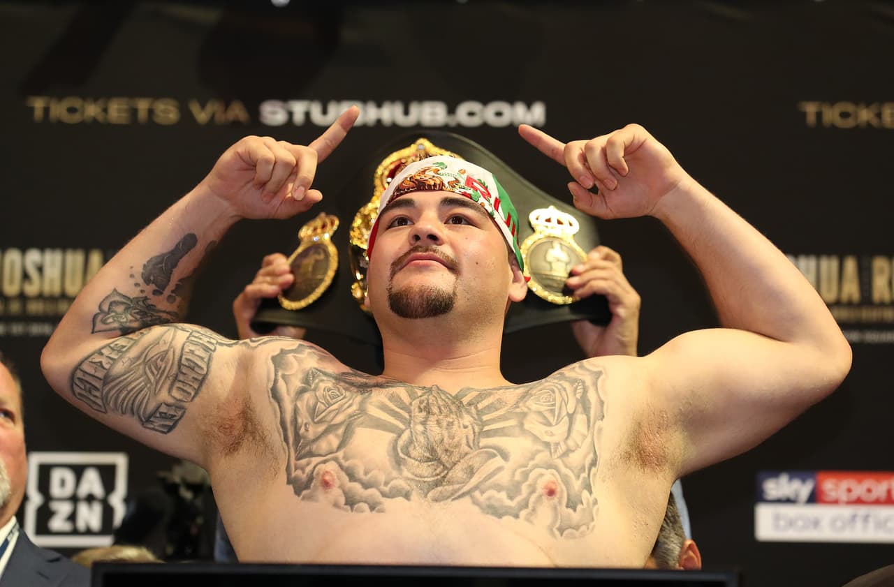 Andy Ruiz se estrena el Día del Trabajo con el Canelo Team