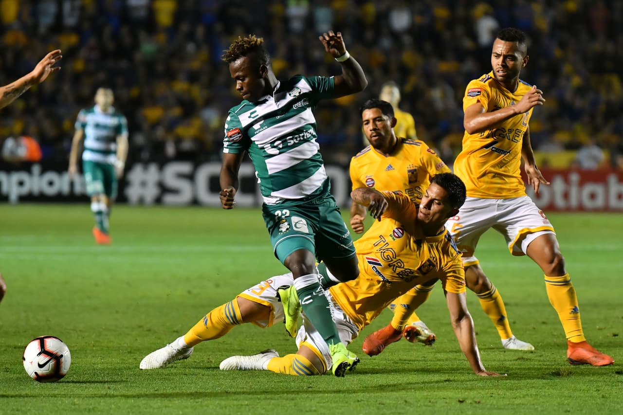 Santos intentó de todo pero esta fue una de esas noches en las que nada, absolutamente nada les resultó.