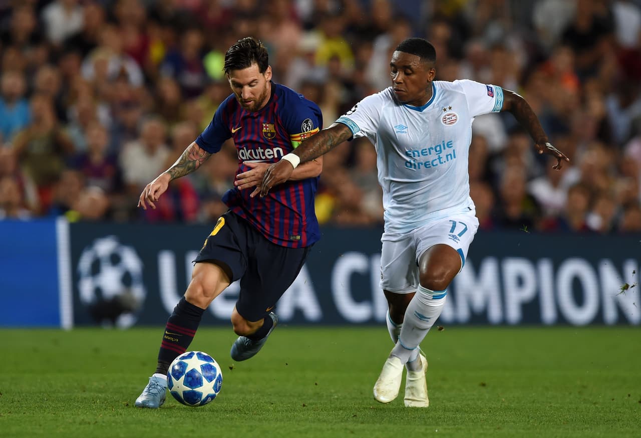 Diez años después se volvió a encontrar con Messi en Barcelona. Esta vez en el Camp Nou y como rivales.