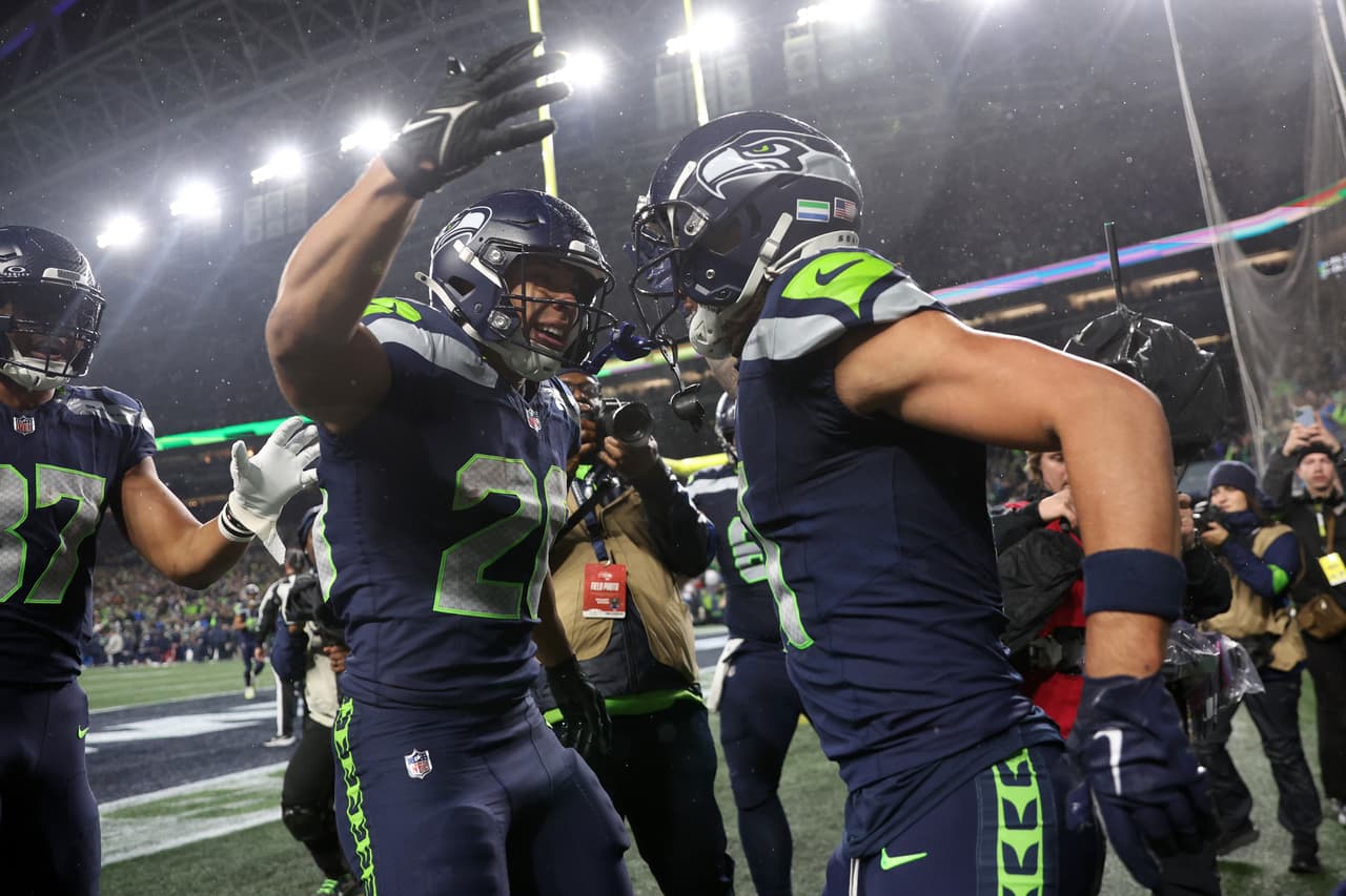 Seahawks remonta para propinar a Eagles tercera derrota en fila