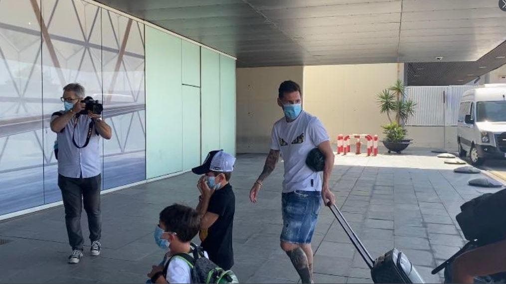 Leo Messi se va de vacaciones en plena pandemia mundial