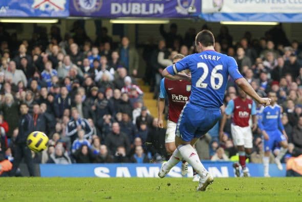 Y al 89' era el turno de John Terry para conpletar una remontada de alarido.