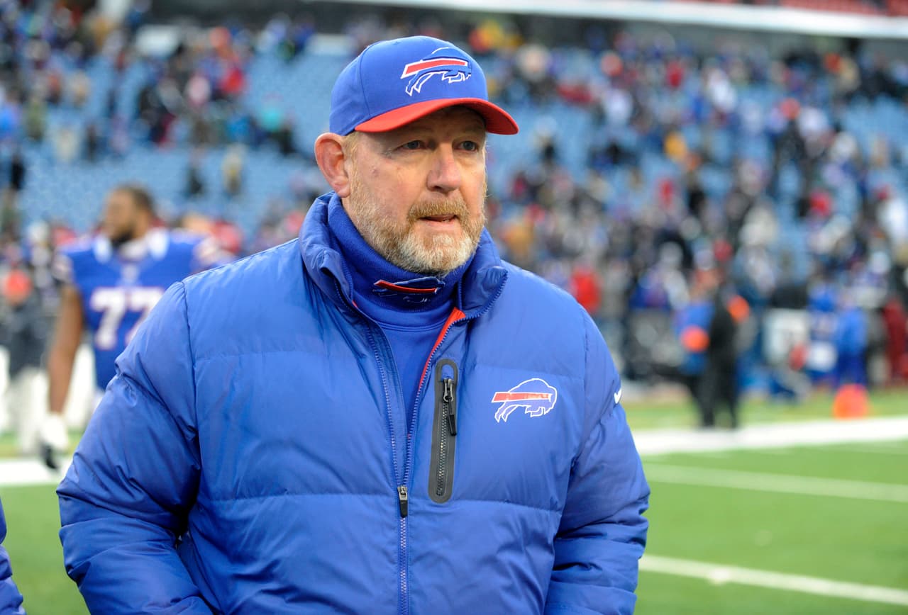 13.- Chan Gailey (Bills 2010-13).- Estadísticamente las tres temporadas de Gailey al frente de los Bills fueron las peores de esta época en el equipo del Oeste de Nueva York. quedando con 6-10 en las tres para una marca total de 18-30 (AP-NFL).