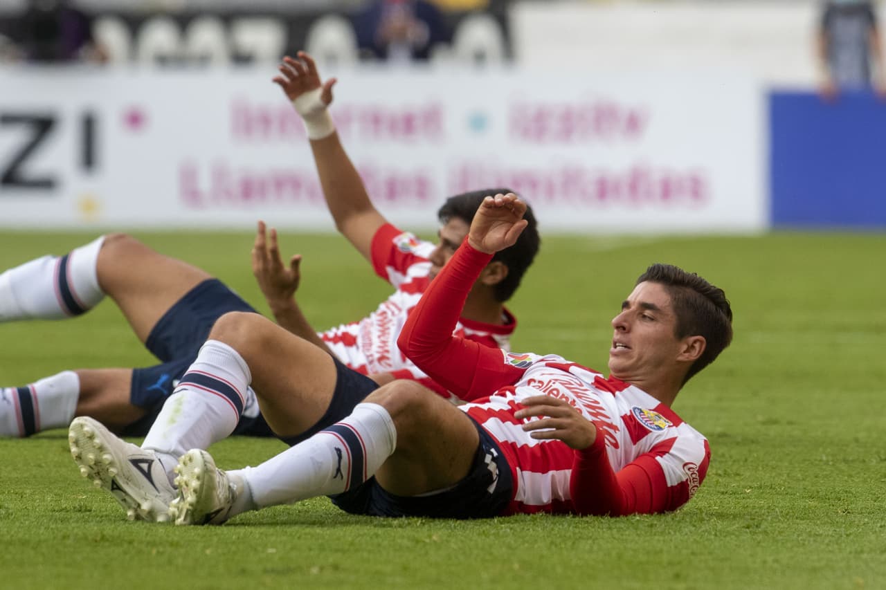 Chivas está embalado y suma su tercer triunfo consecutivo al imponerse al Atlas en el Clásico Tapatío.
<br>