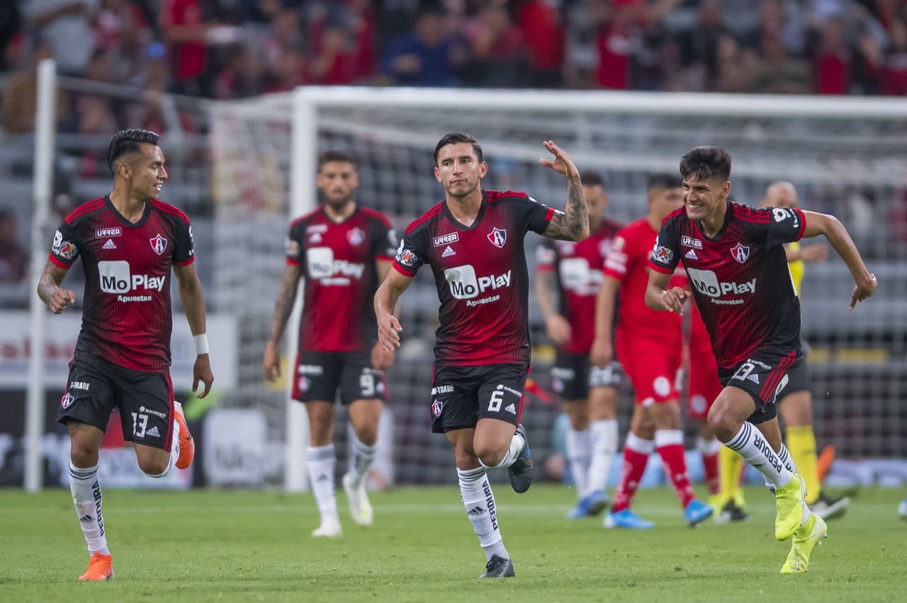 Jeraldino (17’) abrió el marcador para los locales. Zaldivar (22’) marcó el segundo tanto del encuentro y Castañeda (42’) marcó para los visitantes.