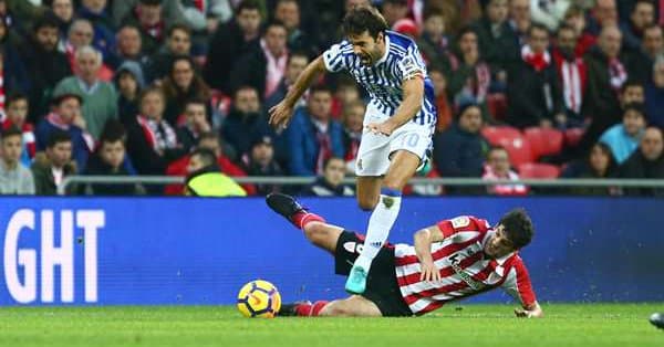 Sin goles y con cinco minutos de Carlos Vela, Athletic y Real Sociedad no se hacen daño