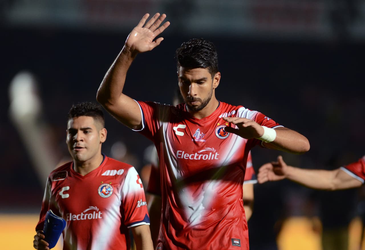 El tema Rangers-Eduardo Herrera estaría muy cerca de concretarse. El delantero es del gusto de Caixinha y se iría vendido, aunque Pumas conservaría por lo menos el 20% de su ficha.