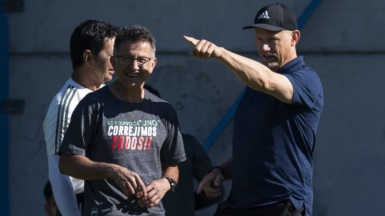 La nueva playera de Osorio... con falta de ortografía