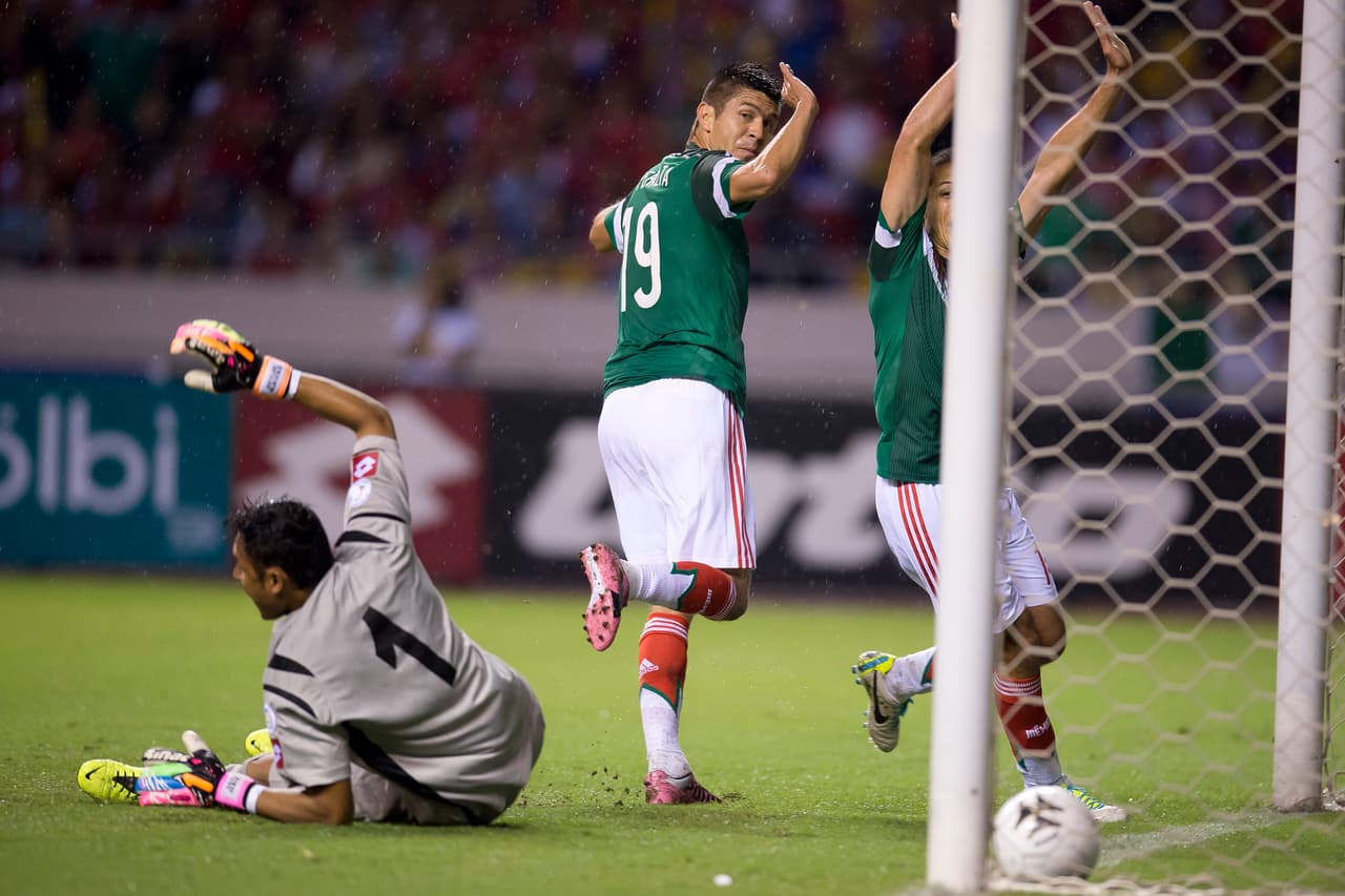 Pero lo peor para Hernández ocurrió después en San José de Costa Rica: hizo un Kalusha a marco abierto.