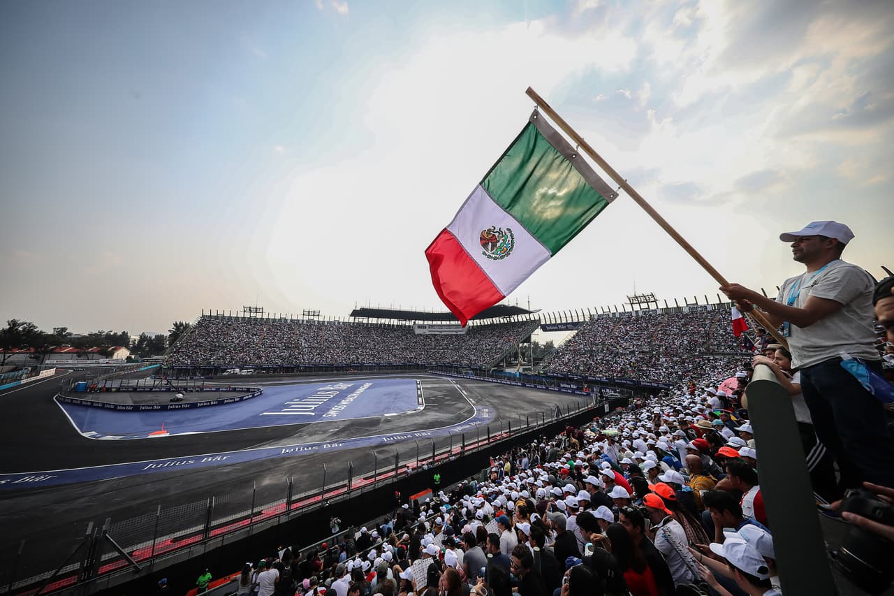 MEXICO CITY, MEXICO - FEBRUARY 15: General view of the E-Prix of Mexico City as part of the ABB FIA Formula E Championship 2019/2020 on February 15, 2020 in Mexico City, Mexico. (Photo by Hector Vivas/Getty Images)